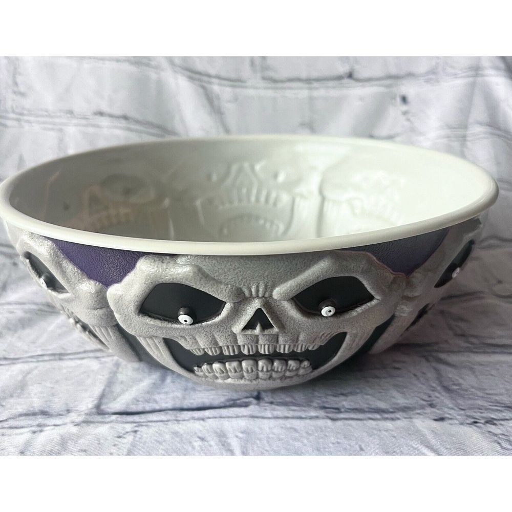 Skull Halloween Candy / Serving Bowl‎